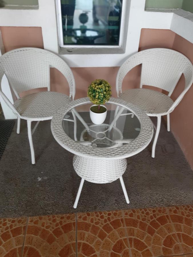 E&A Homestay Klia/ Sepang/ Nilai Екстериор снимка